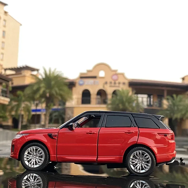 

Литая под давлением 1:32 Range Rover Sports SUV, модель автомобиля из сплава, литая под давлением и игрушечный транспорт, металлическая модель автомобиля, имитация звука и света, подарок