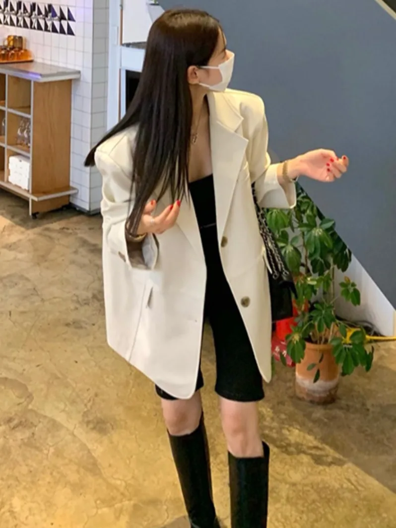 동대문 2025 가을 겨울 신상 블랙 PU 가죽 칼라 중간 길이 재킷 여성 정장 아우터 우아한 패션