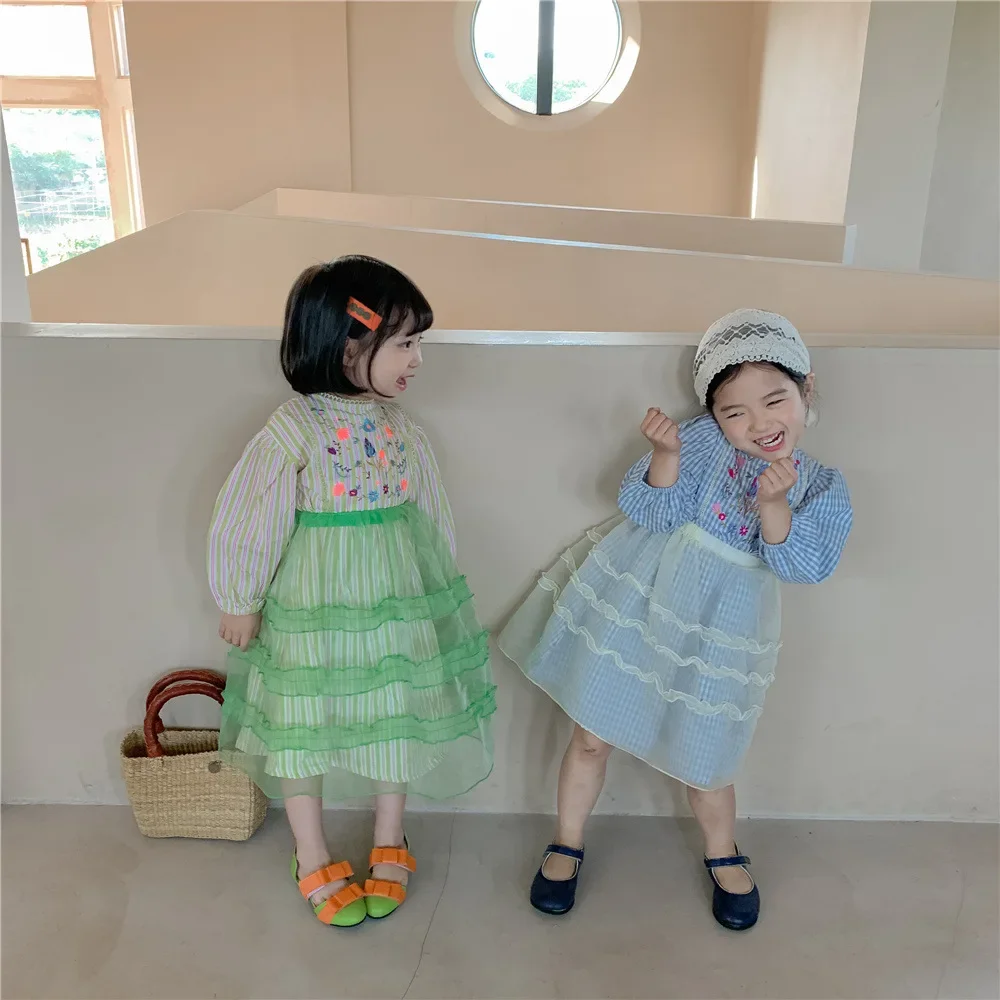 

8475 Korean Children's Autumn Dress 2025 Girl's Dress Vintage Embroidered Gauze Children's Plaid Princess Girl Dresses