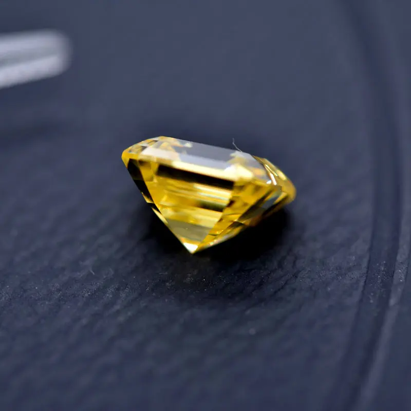 Moissanit VVS1 Quadratische Form Asscher-Schliff Zitronengelbe Farbe Zertifizierter Künstlicher Edelstein – Detail 3