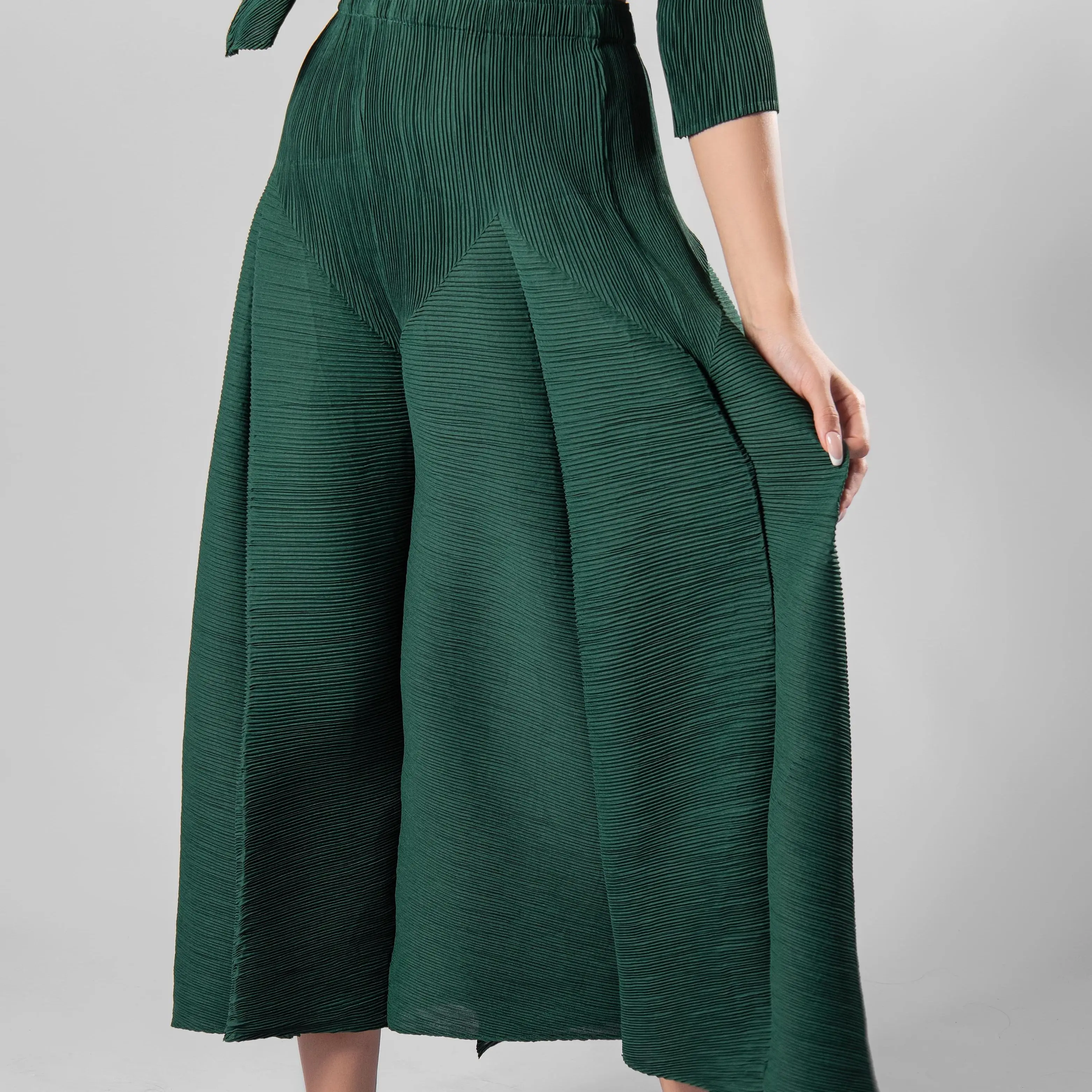Miyake 2-Piece Green Long Sleeve Pleated Dress for Women Belt Set Casual New 2024 Elegant Dress Sets For Women Plus Size Black