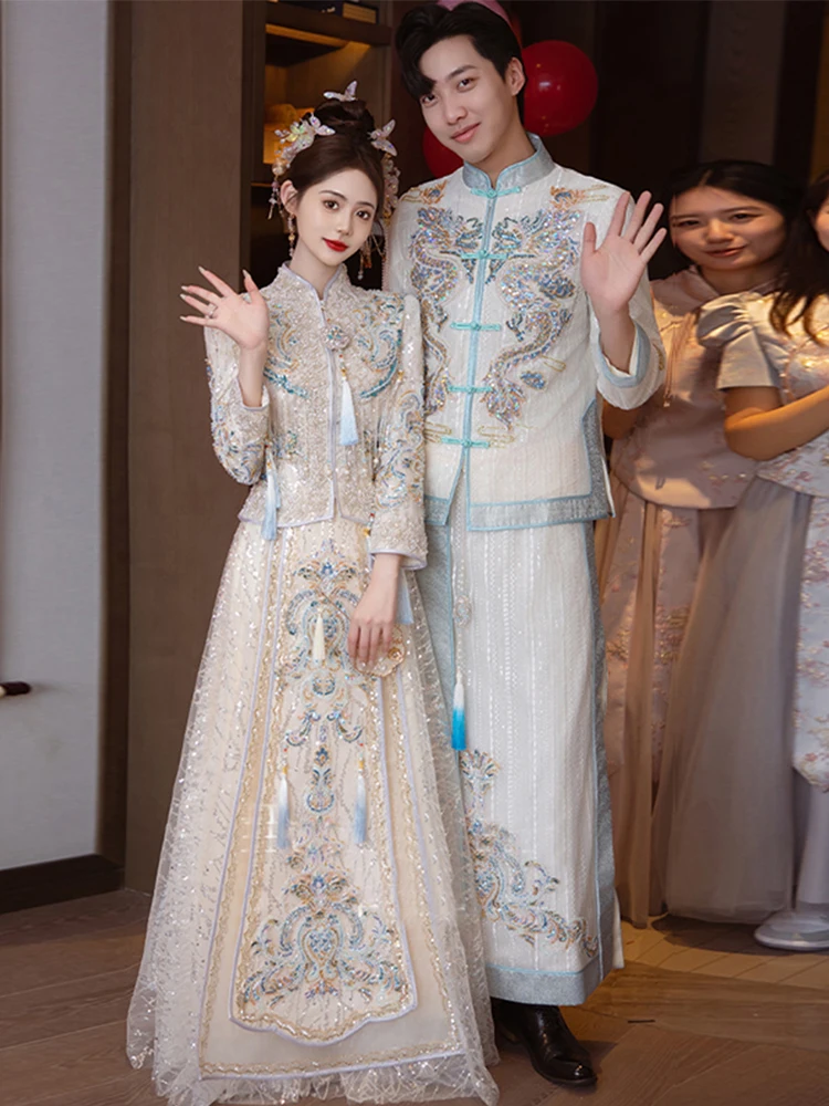 

Синий свадебный костюм для жениха и невесты 2026 года, новый стиль, светлый цвет, в китайском стиле, высококачественный, для возраста 18-25 лет