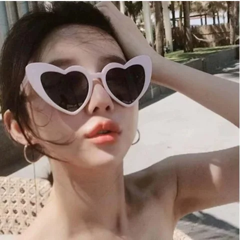 

2026 New Heart Sunglasses for Women, UV400 Anti-UV Shades, Sweet Streetwear