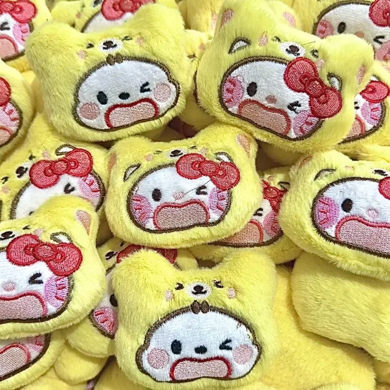 

Sanrio animation peripheral HelloKittyDIY accessories pendant cartoon DIY hat clothing accessories socks card birthday gift