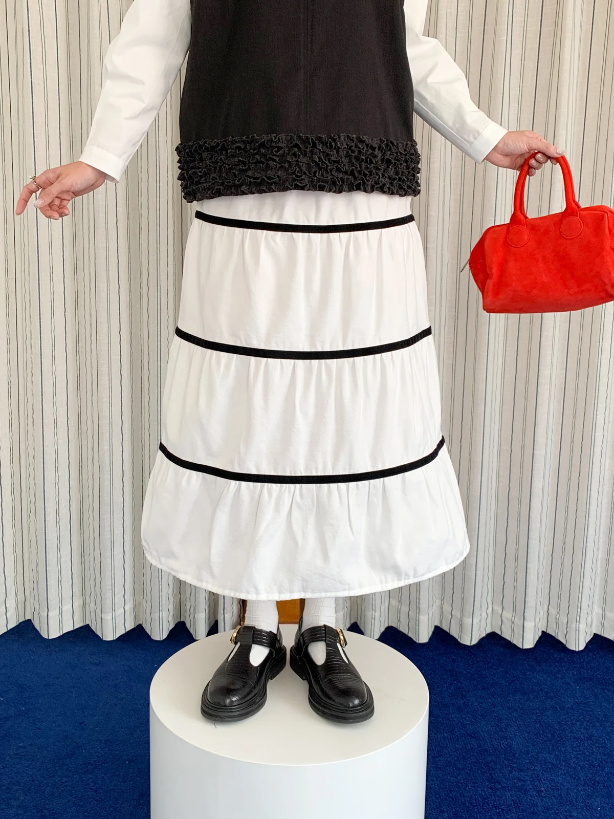 

Длинная юбка Redmirror из бархата с пэчворком, повседневная, черно-белая, для фестивалей, подарок, женская, со средней талией, хлопок/полиэстер