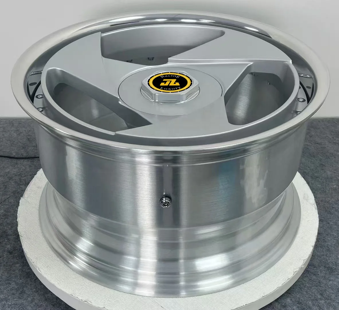 Jiangzao Custom Forged Wheels 3 Spoke 19 Inch 2-Piece Sliver Chrome 5x120 New Design  6061-T6 for F30 G20