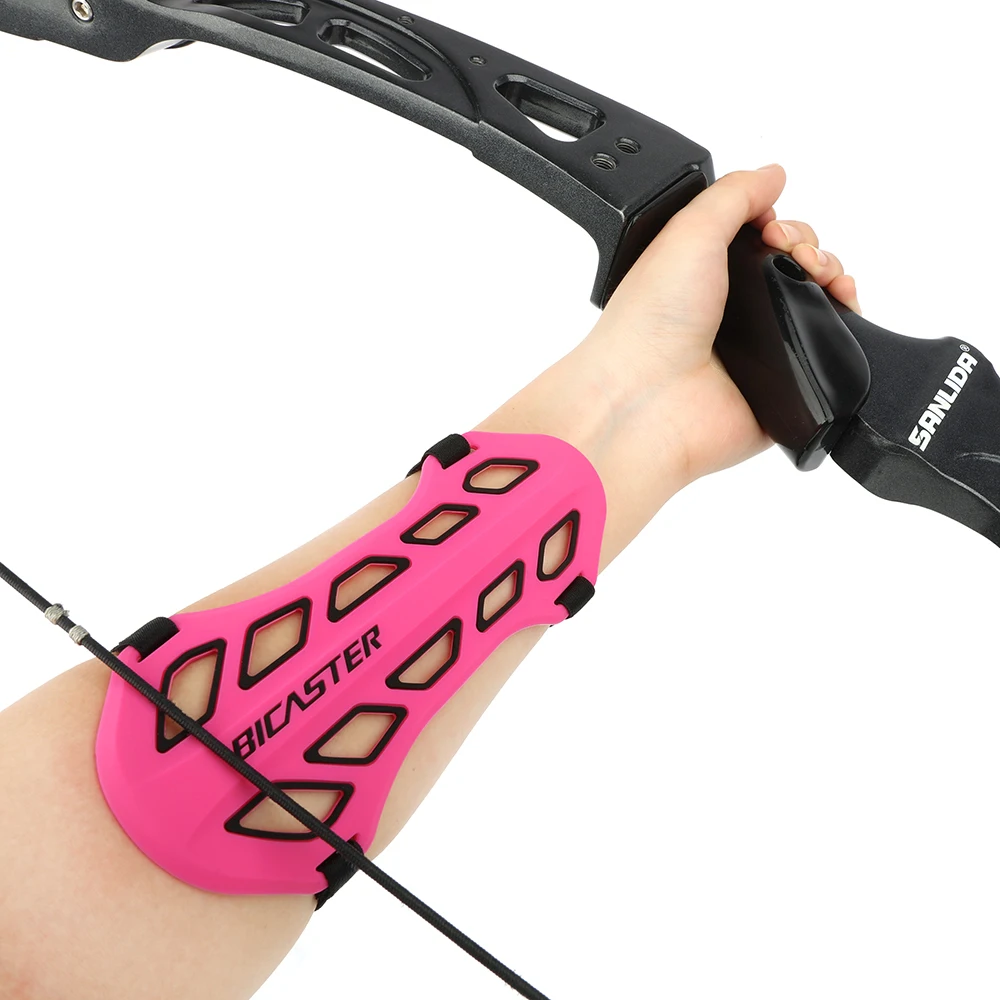 Protezione per il braccio per tiro con l'arco Arco in silicone morbido Protezione per il braccio Cinghia regolabile Arco lungo Arco ricurvo Arco composto Caccia da tiro all'aperto