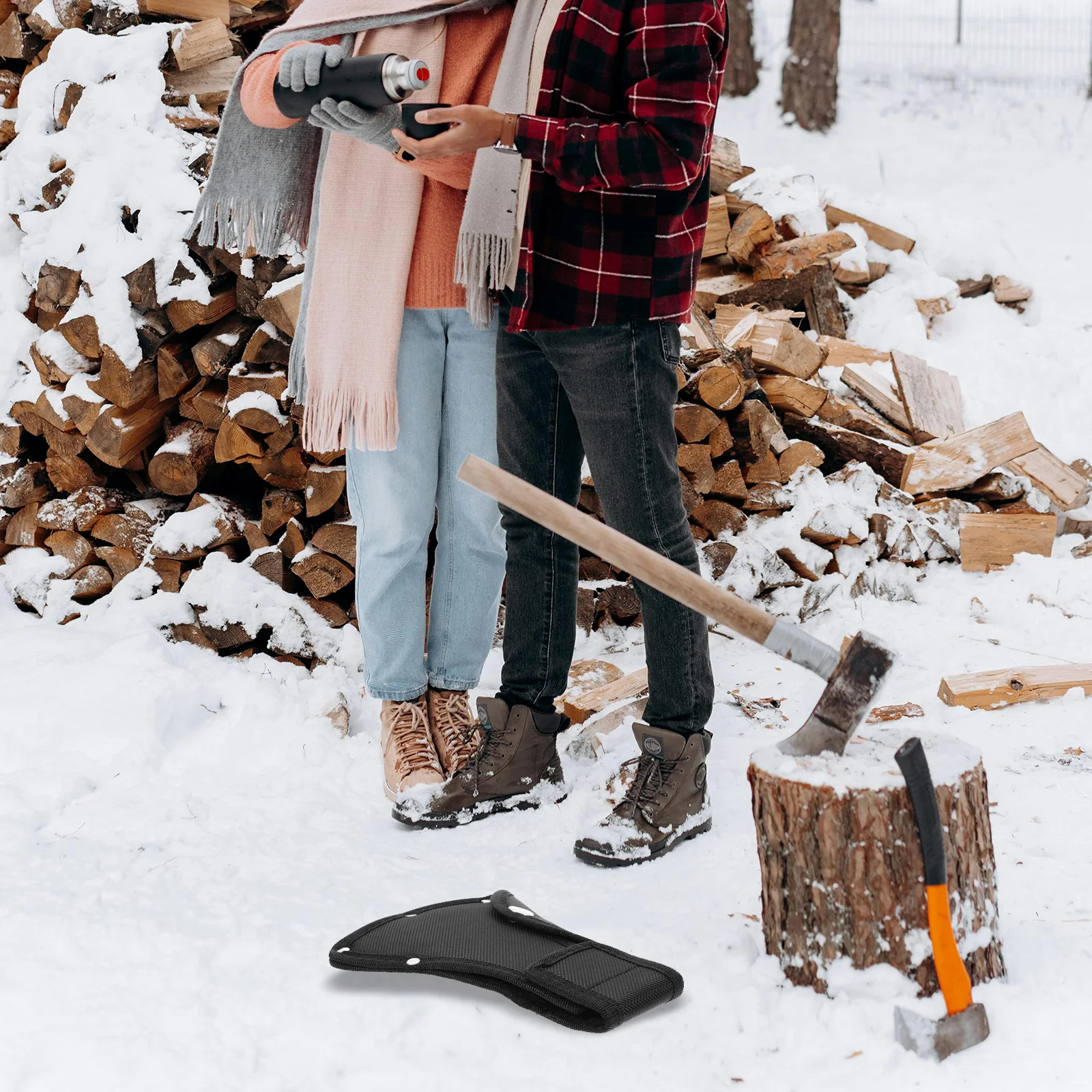 

Nylon Axe Protective Cover Heavy Duty Hatchet Head Sheath for Camping Hiking Secure Snap Fastening Lightweight Axe Case