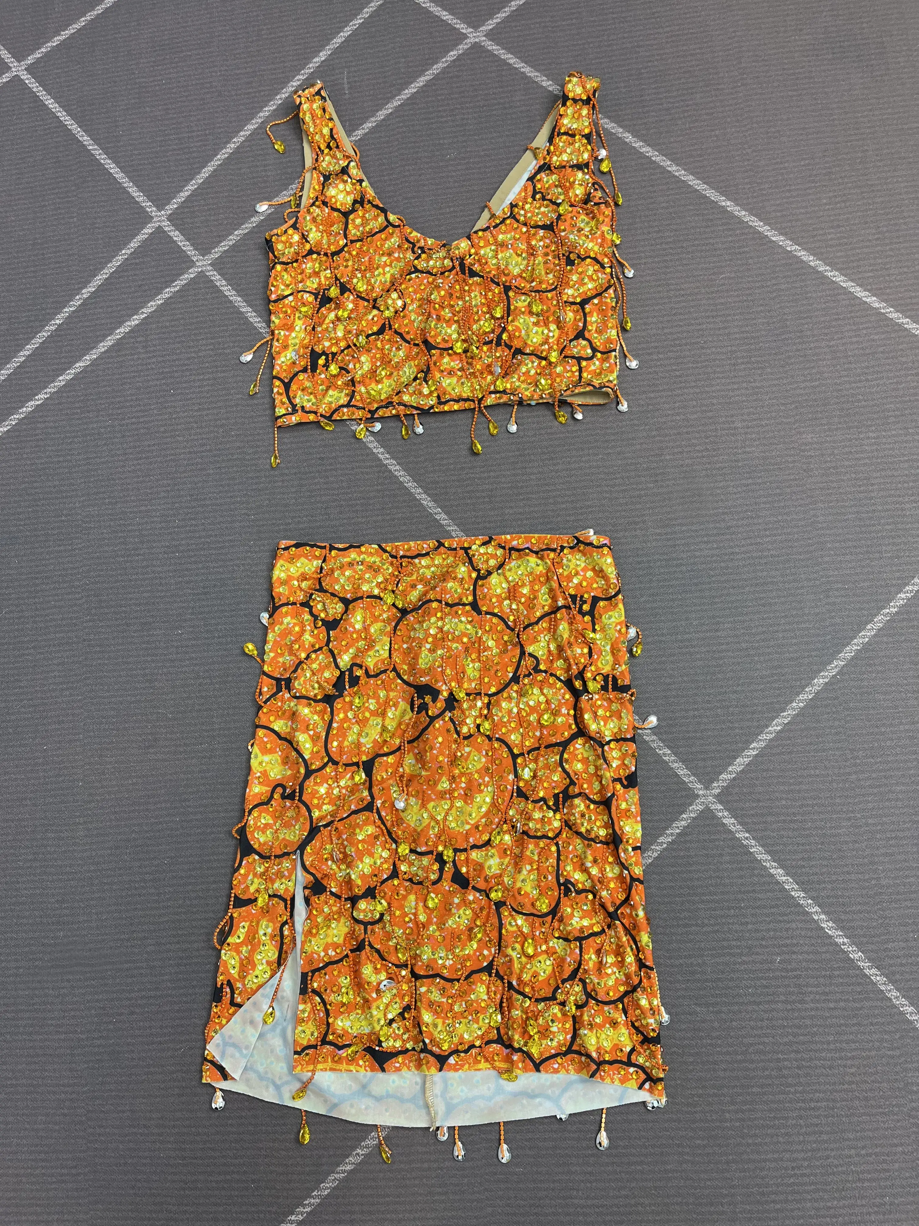 أكمام البرتقال الراين هامش أعلى تنورة مساء بلينغ بلورات سلاسل عيد ميلاد مثير مشرقة الزي مجموعة Nanguatou