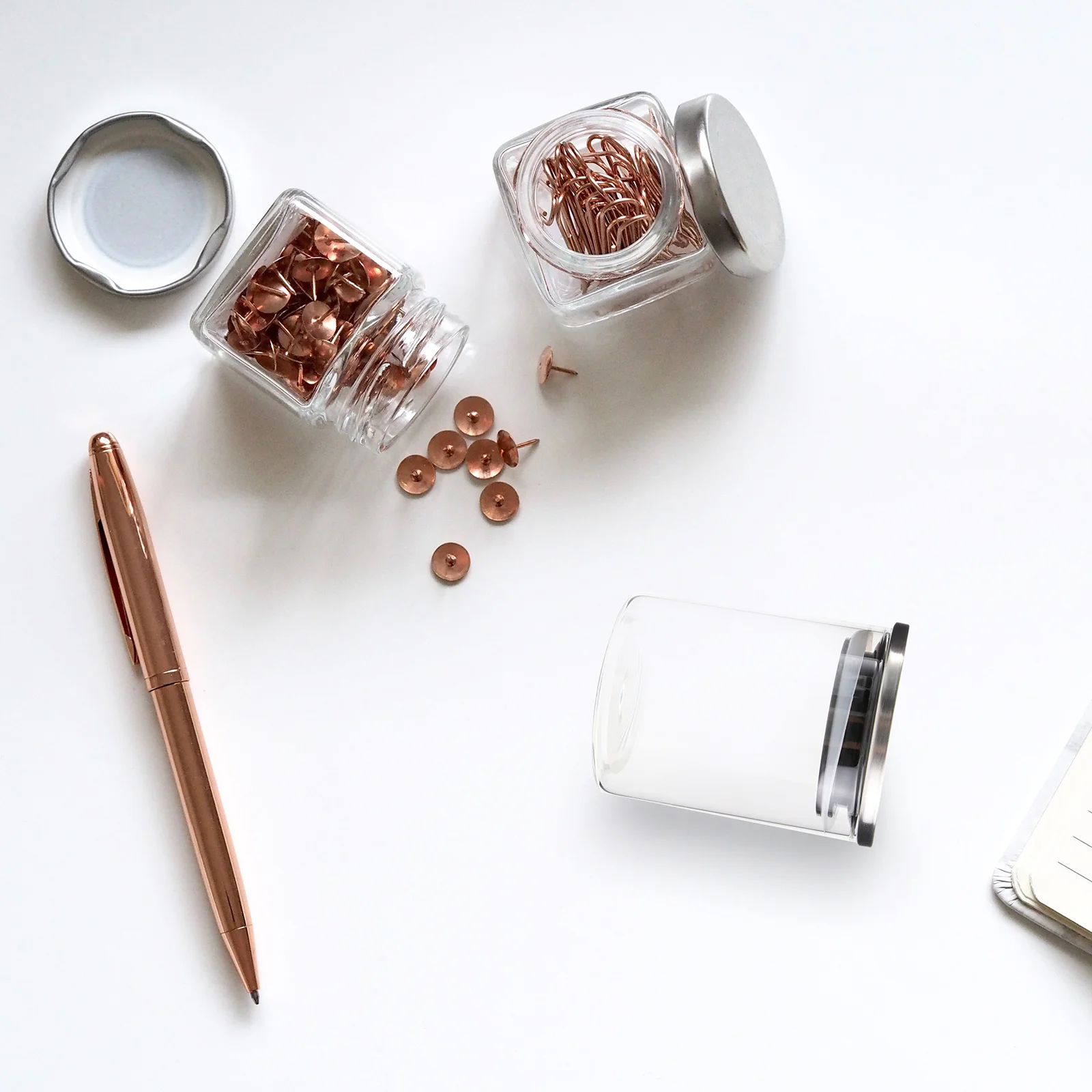 

175Ml Food Storage Container Sealed Glass Jar for Dry Goods Spices Seasonings Coffee Beans Kitchen Countertop Storage Solution