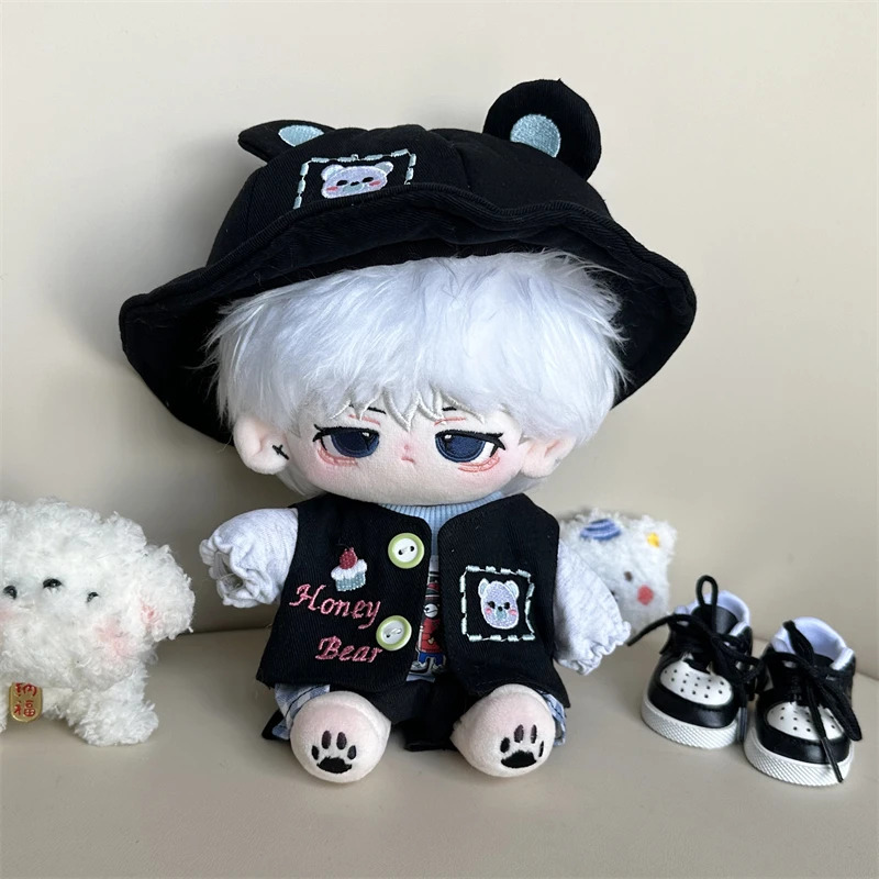 20 cm Plüsch Puppe Kleidung Coole Hübsche Bär Ohr Hut Schwarze Weste T-shirt Grid Spleißen Hosen Schuhe Set Plüsch Puppe zubehör Spielzeug