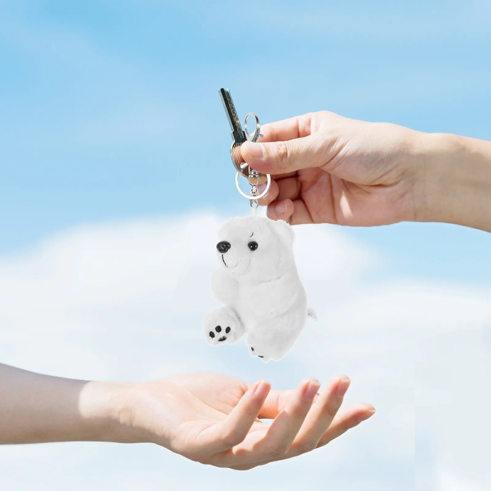 

Мягкий брелок-подвеска в виде мини-белого медведя, украшение для автомобиля, сумки, рюкзака, декоративный аксессуар для ключей для детей
