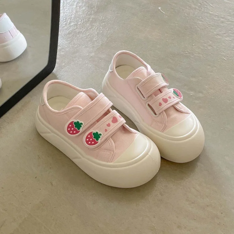 Image of 2026 Damen Canvas-Schuhe Frühling Herbst Neue Atmungsaktive Plateau-Freizeitschuhe Leichte Bequeme Weichsohlen-Sneaker