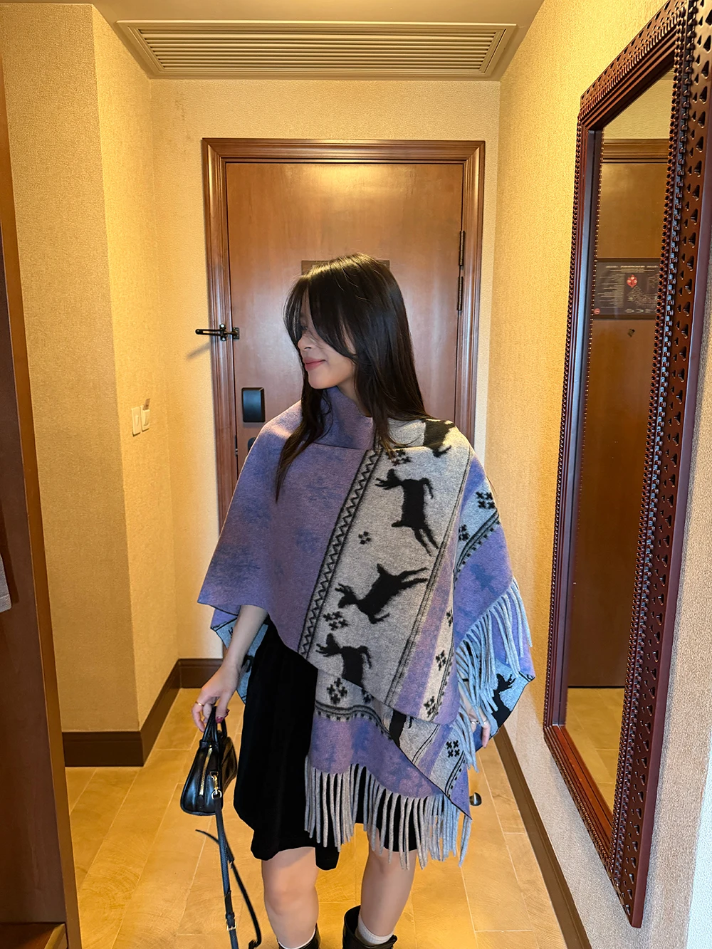 

Korean Style Warm Knitted Scarf Women's Fashion Winter New Arrival Animal Pattern Long Rectangle Shawl Cape for Young Ladies
