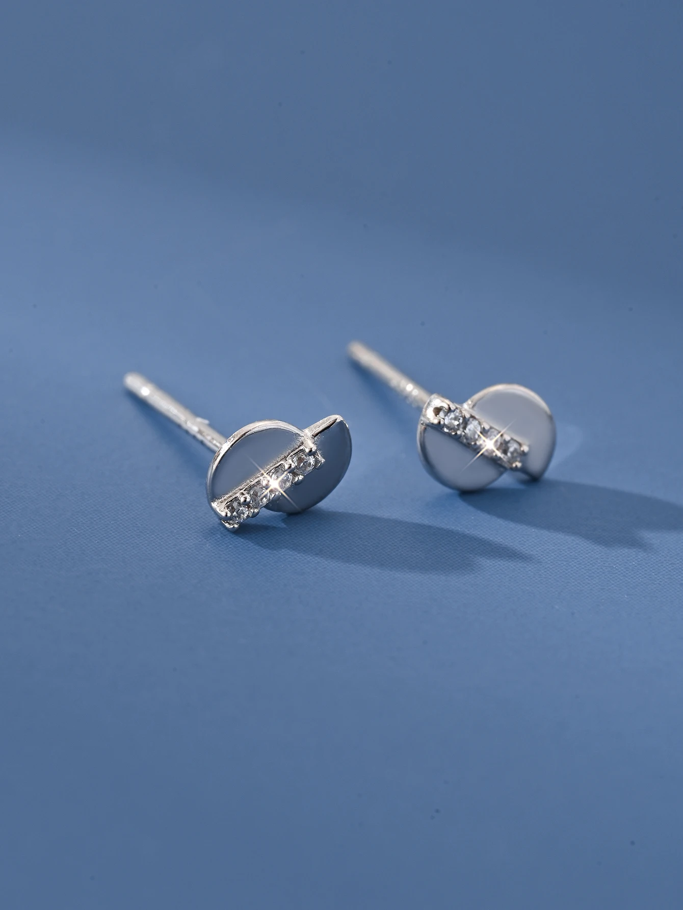 925 Sterling Silver Geometric Semi-Circular Zircon Earrings for Women, Temperament, Sweet Beauty Earrings, Luxurious Jewelry
