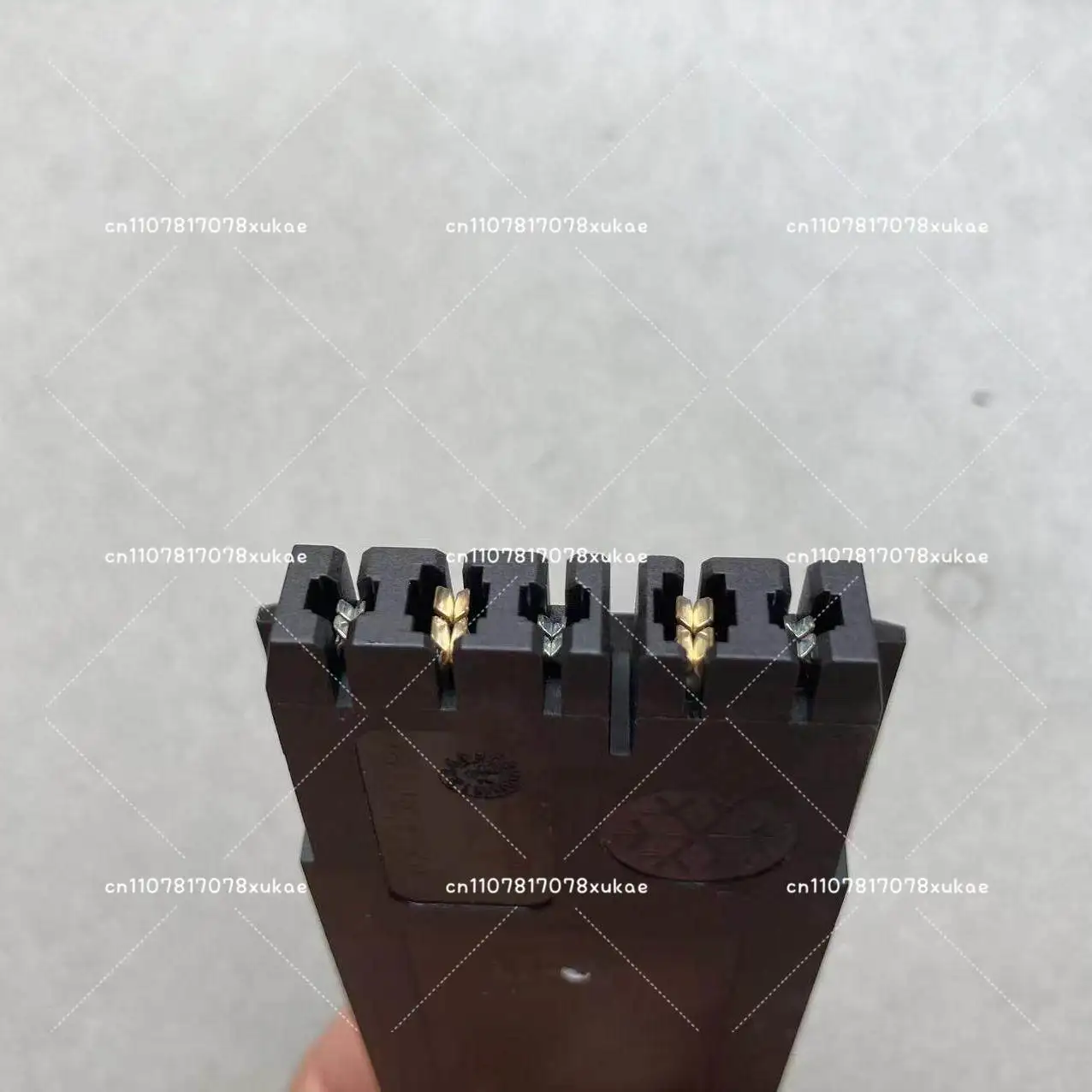 

Подходит для HIILTI 21.6V Power Pick-up Pin, абсолютно новый, оригинальный.