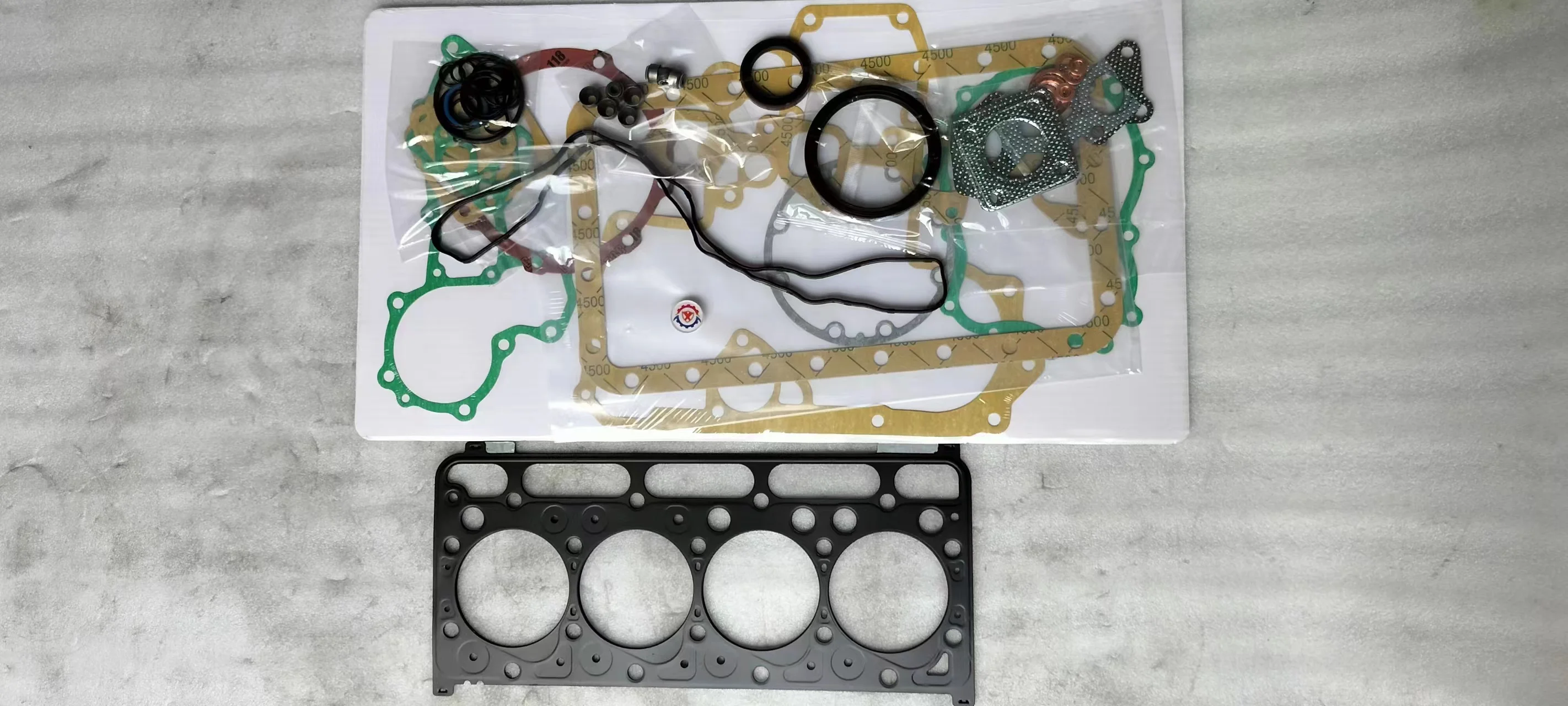 V2403 Engine Full Gasket Kit 1G465-99350 For V2403 Excavator Parts