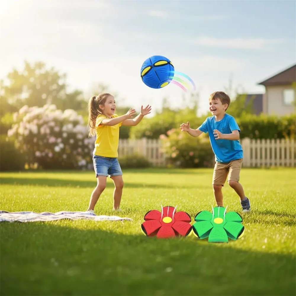 ลูกบอลยูเอฟโอวิเศษเปล่งแสง ของเล่นบีบได้ แปลงร่างได้ กระเด้งได้ พร้อมไฟ 6 สี ของขวัญสำหรับเด็ก เล่นสนุกแบบครอบครัว