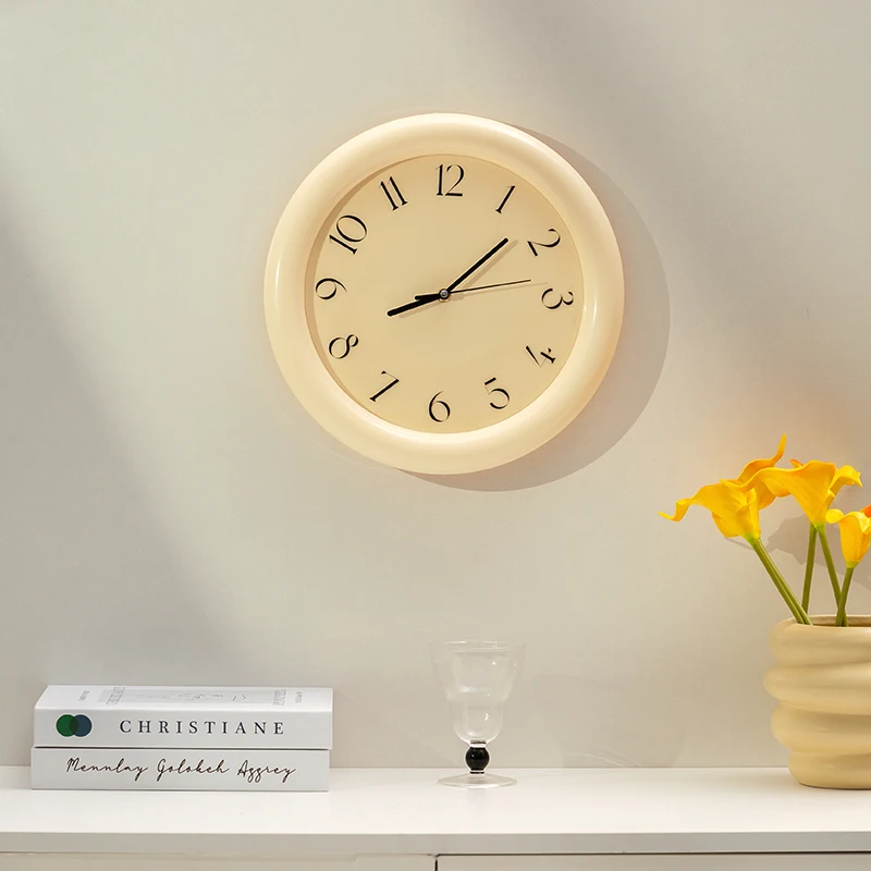 【EpeiusHome】Ins Nordic Minimalist Cream Japanese Retro Style Chubby Round Wall Clock