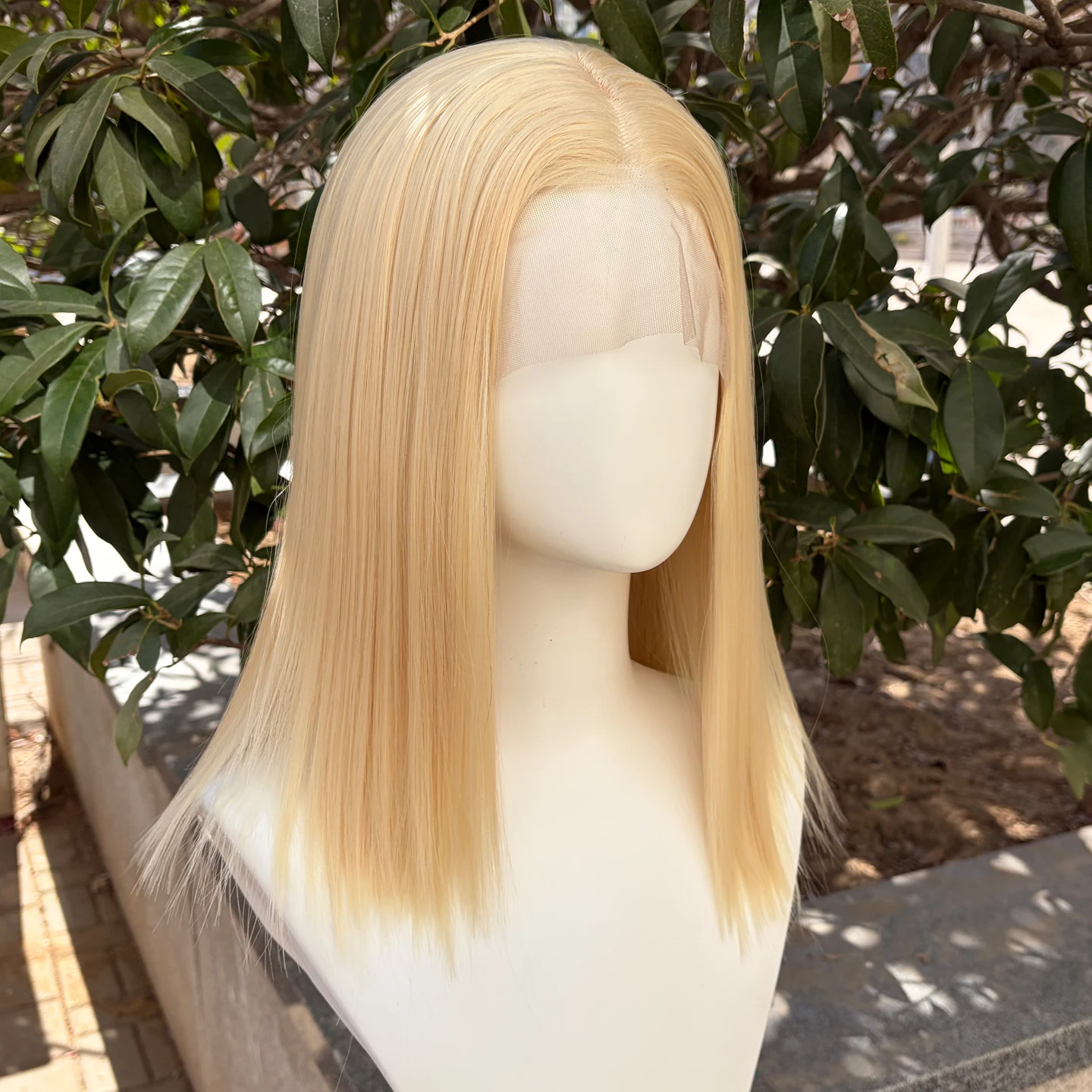 

613 Blonde Straight Synthetic 13X4 Lace Front Wigs for Women Glueless Lace Synthetic Hair Wigs Heat Resistant Cosplay Wig