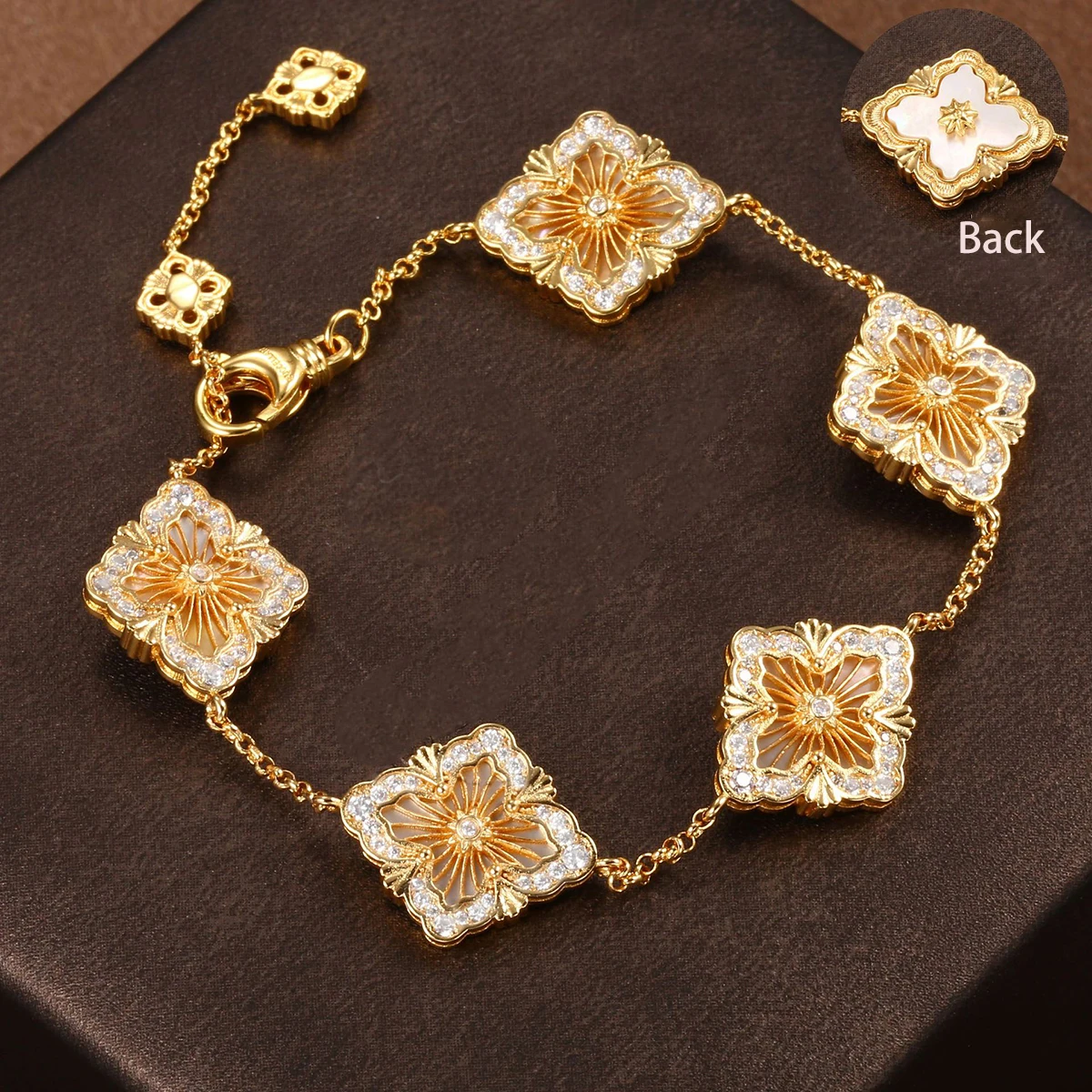 2024 New Retro Cubic Zirconia Lucky Four-Leaf Flower Bracelet for Women Office Party Friends Gift Fashion Jewelry Accessories