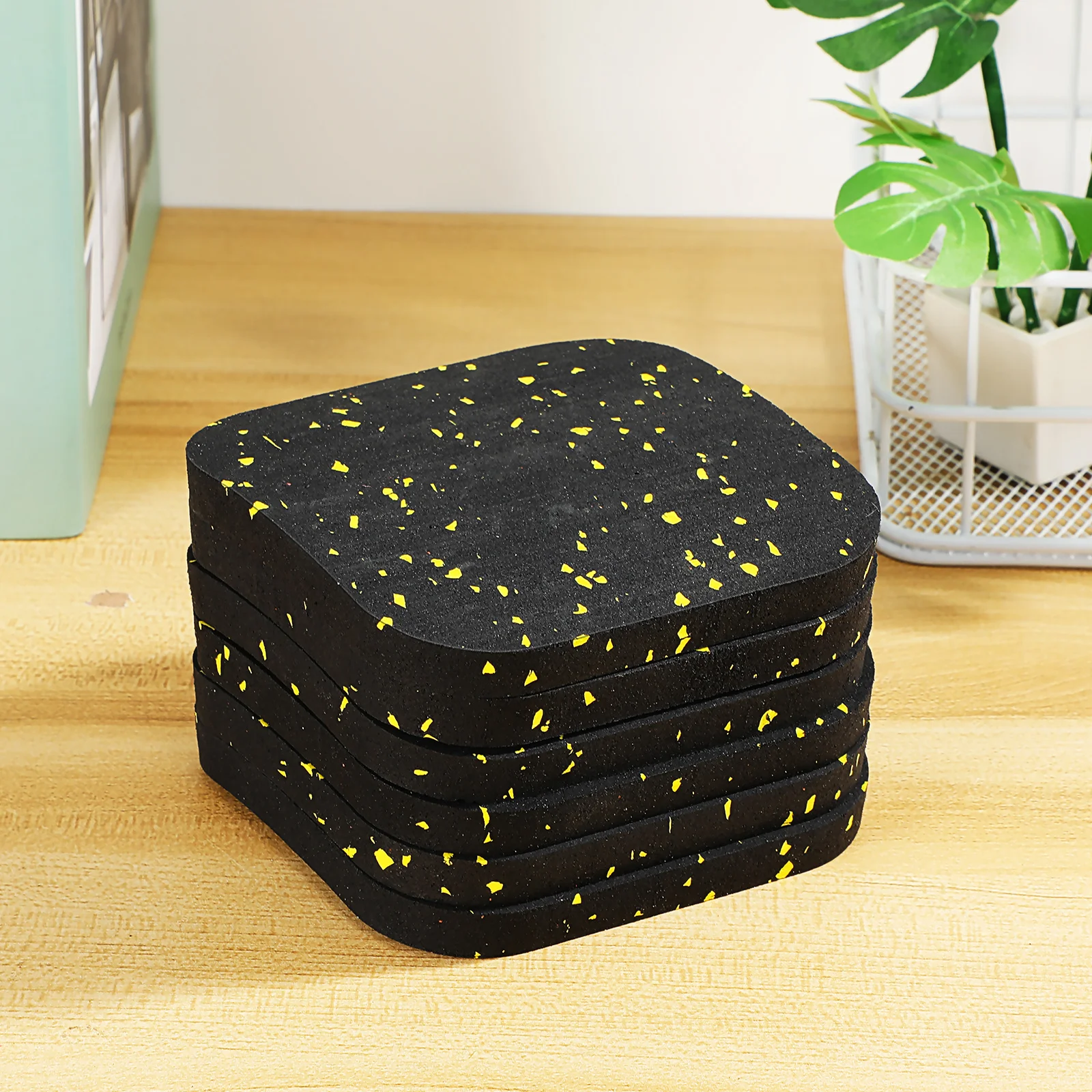 

6Pcs Non Slip Thickened Rubber Fitness Mats Shock Absorption Floor Mat for Exercise Equipment Sound Proof Noise Reduction