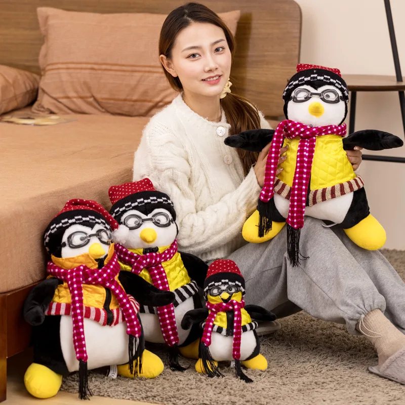 Presents Souvenirs 40cm Tv Show Friends Related Rachel Joey\'s toys HUGSY Plush toy PENGUIN Stuffed Doll with scarf vest glasses