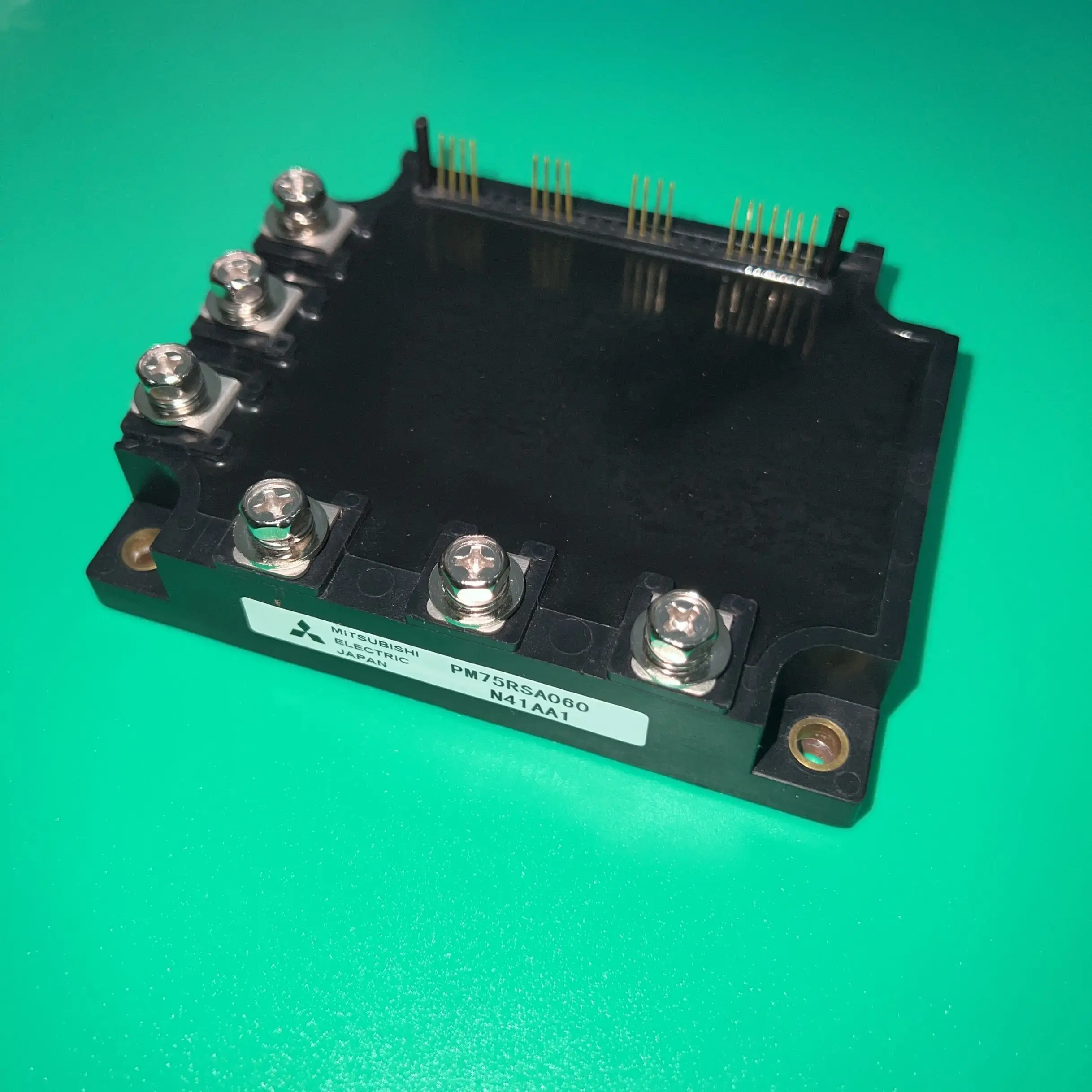 

PM75RSA060 MODULE MOD IPM 3PHASE IGBT 600V 75A PM 75RSA 060 IGBT PM75RSA-060 PM75RS A060 PM75R SA060 PM75 RSA060