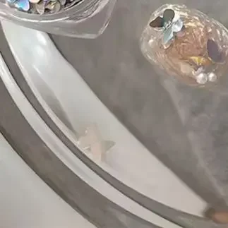 1Box Butterfly Nail Sequins Flash Nail Shining Mirror Flour Decoration Nail Art DIY Nail Art Enthusiasts