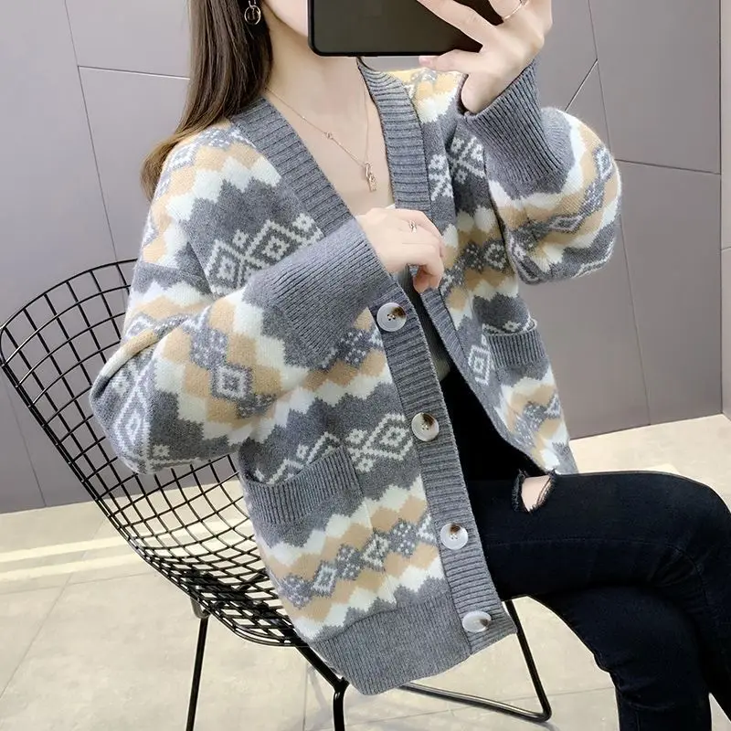 Jacquard Loose and Lazy Style Women\'s Cardigan 2024 Autumn New Style Western-style Outerwear Age Reducing Sweater Women\'s Jacket