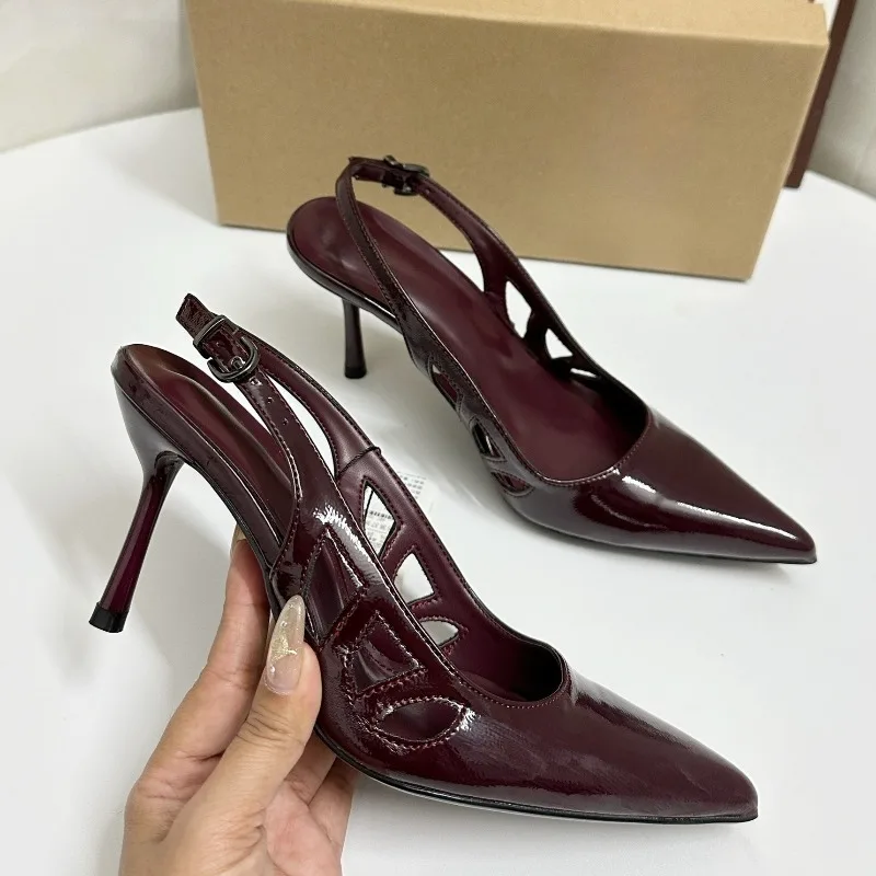 

Новые женские туфли-лодочки 2026 года: ретро-сандалии из лакированной кожи цвета бургунди, элегантные туфли с острым носком и ремешком на пятке для свиданий и торжественных мероприятий