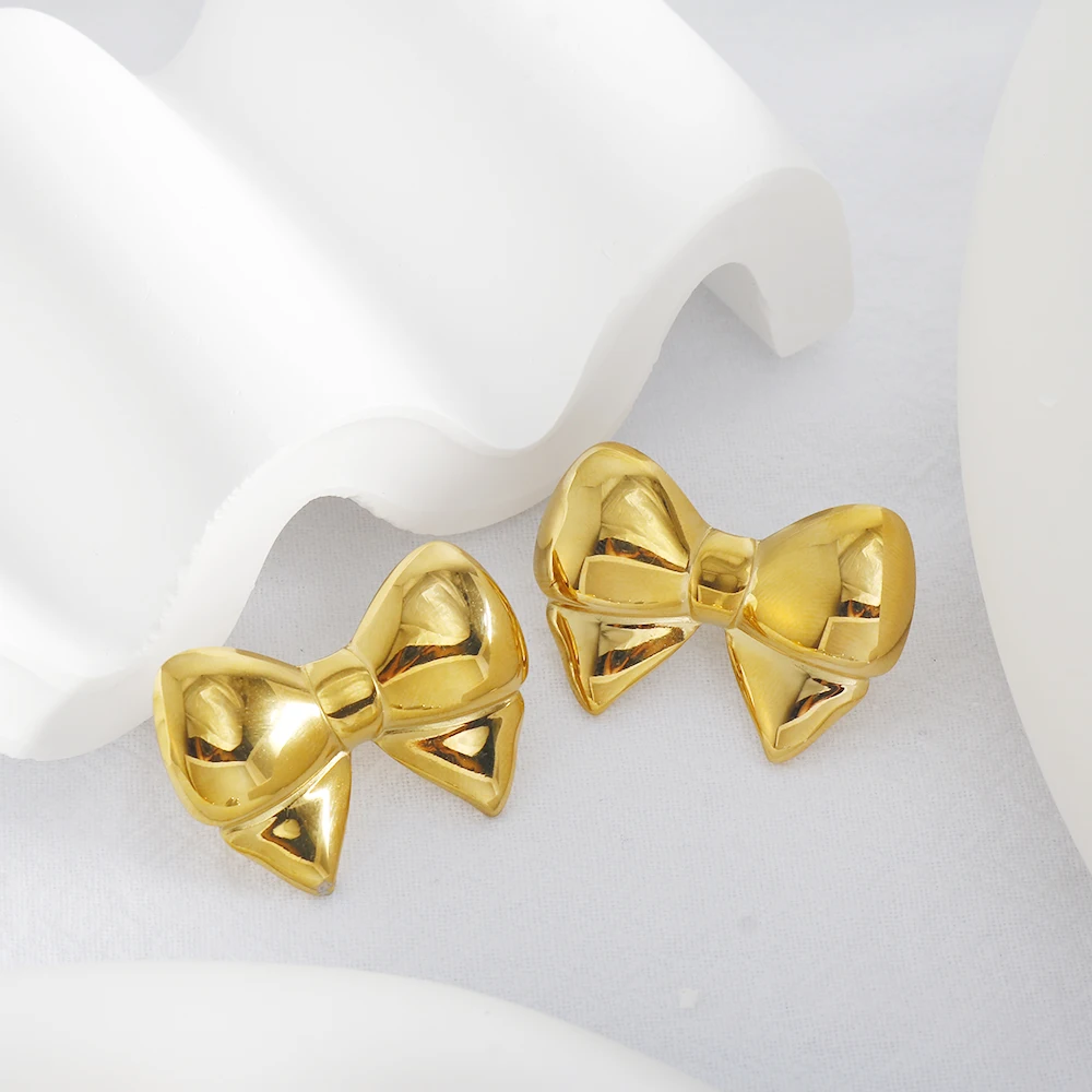 

Cute Romantic Bowknot Earrings for Girls Gold-Plated Stainless Steel Tarnish Earrings Date Valentine's Day Jewelry Gift Women