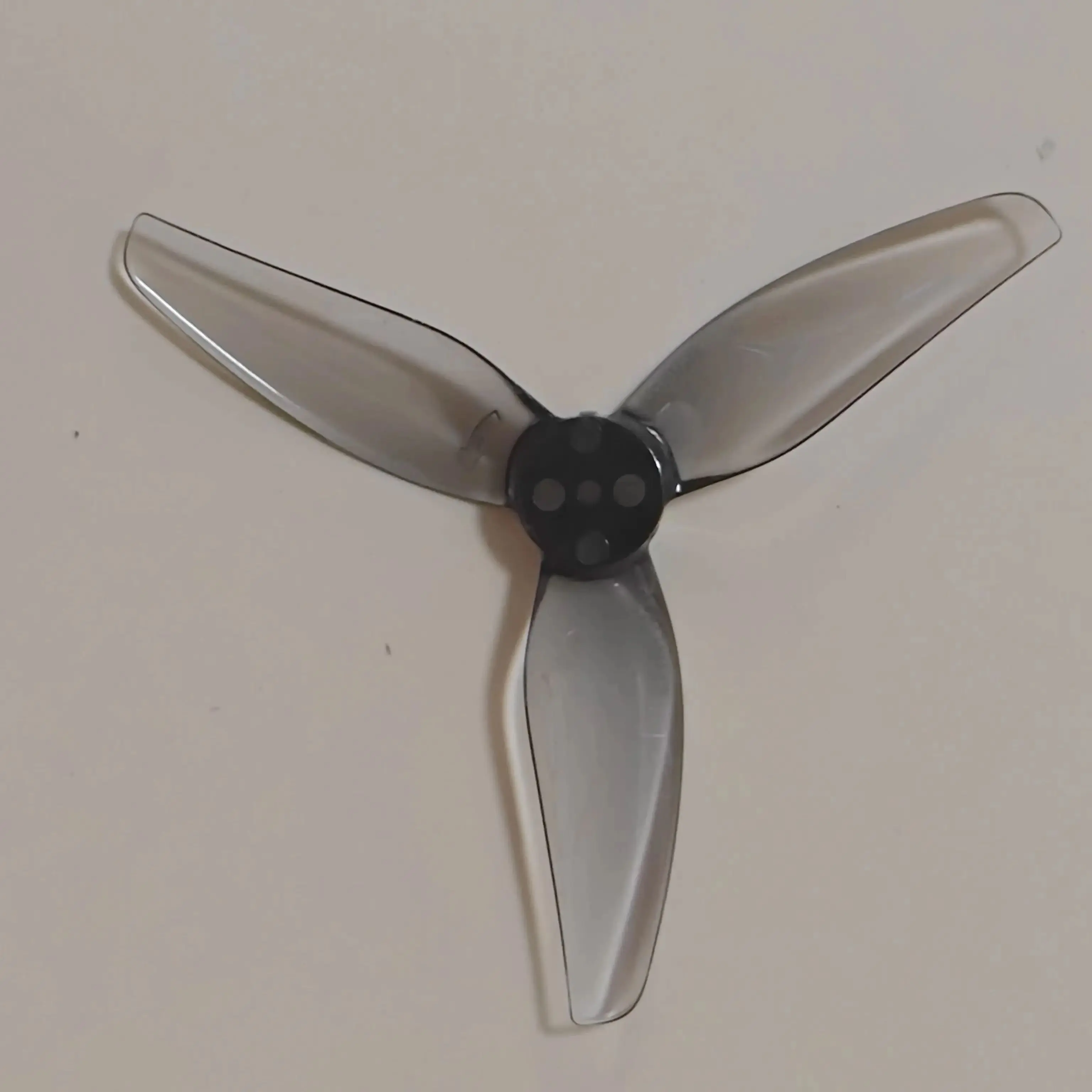 

HQProp T2.5x1.9x3 5-дюймовые 3-лопастные пропеллеры по часовой/против часовой стрелки для гоночного радиоуправляемого дрона, совместимые с деталями крыла Mario Mini25