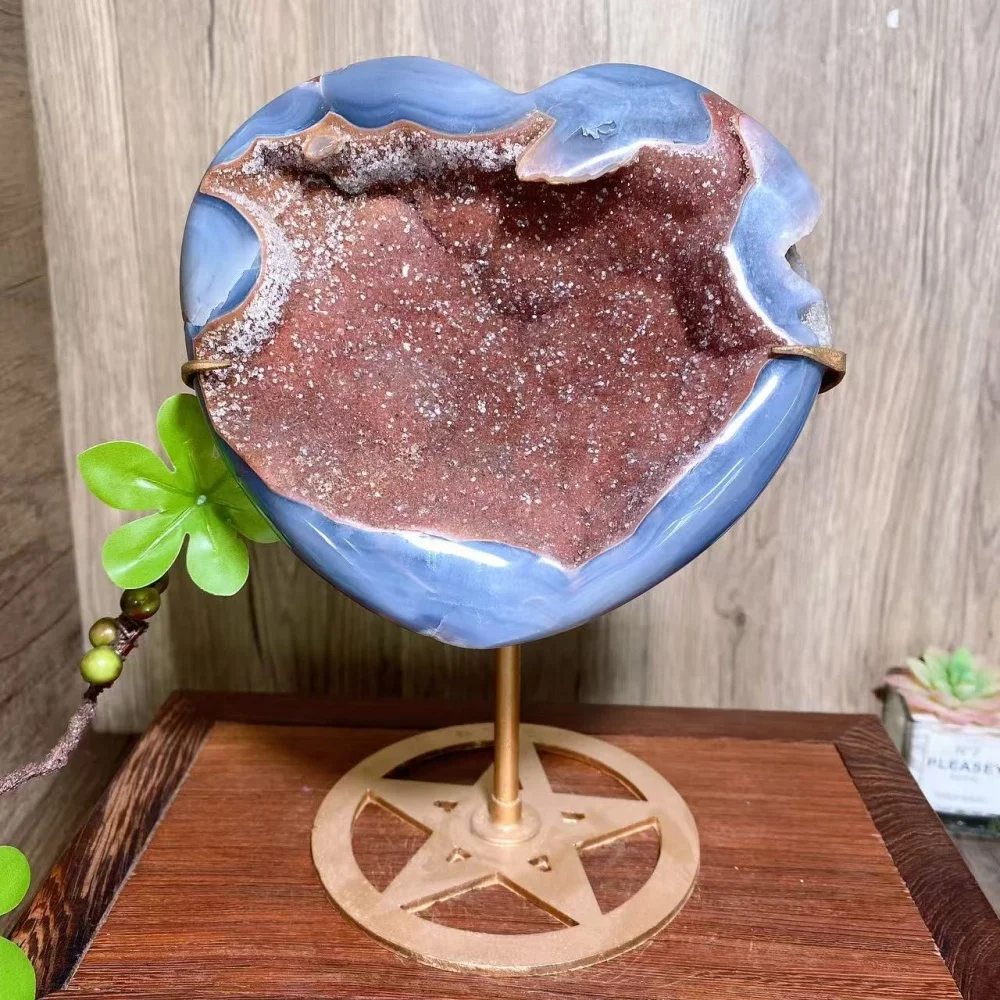 Natural Crystal Red Amethyst Agate Cluster Quartz Stone Love Heart Shape Home Decorations Energy Gem Healing Stone Crafts +Shelf