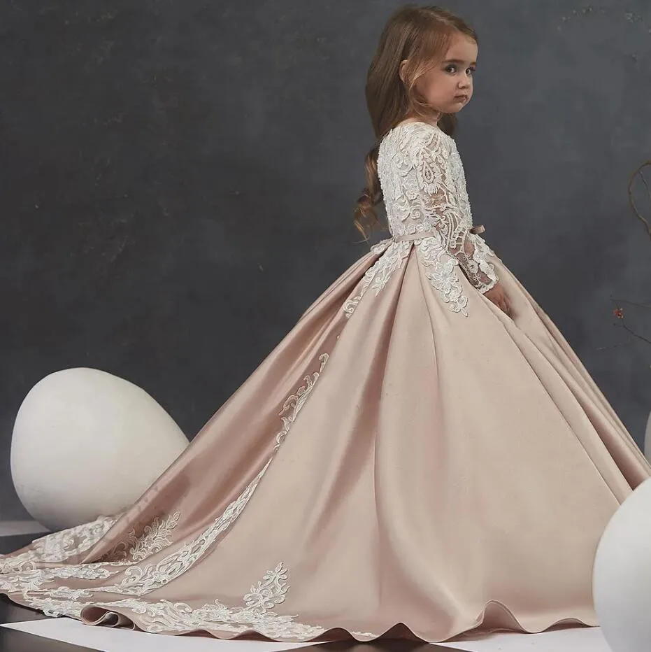 

Satin Flower Girl Dress for Wedding Lace Full Sleeves Floor Length Ball Gown Princess Birthday Party First Communion Dress