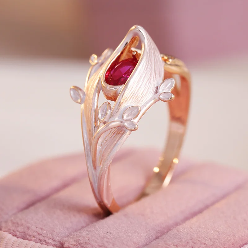 Light Luxury Leaf Shaped Ring with Brushed Texture Inlaid Synthetic Zircon Fashion Party Ring Women's Daily Jewelry