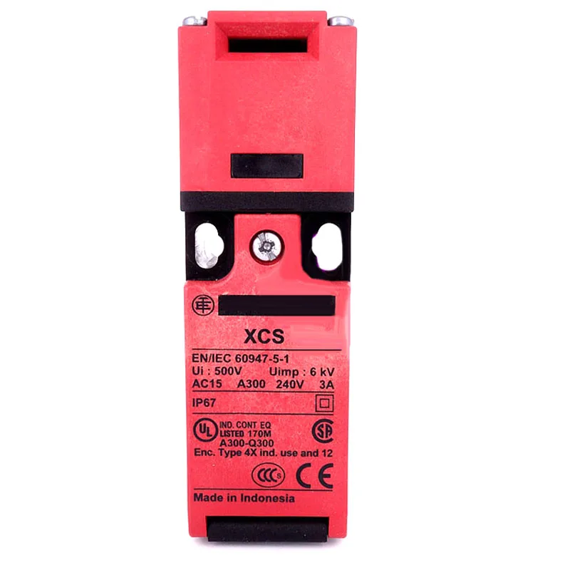 XCSPA593 XCS-PA593 / XCSPA691 XCS-PA691 / XCSPA692 XCS-PA692 / XCSPA793 XCS-PA793 Safety switch Red switch