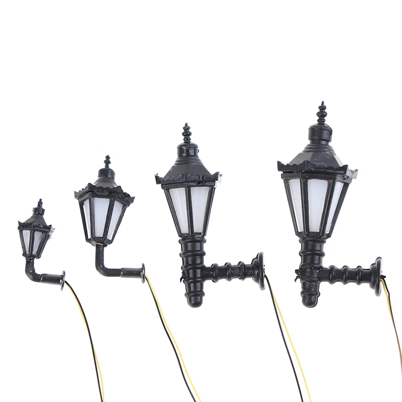 Mini architektoniczna lampa ścienna na dziedzińcu Model czarnego lampa zewnętrzna domku dla lalek