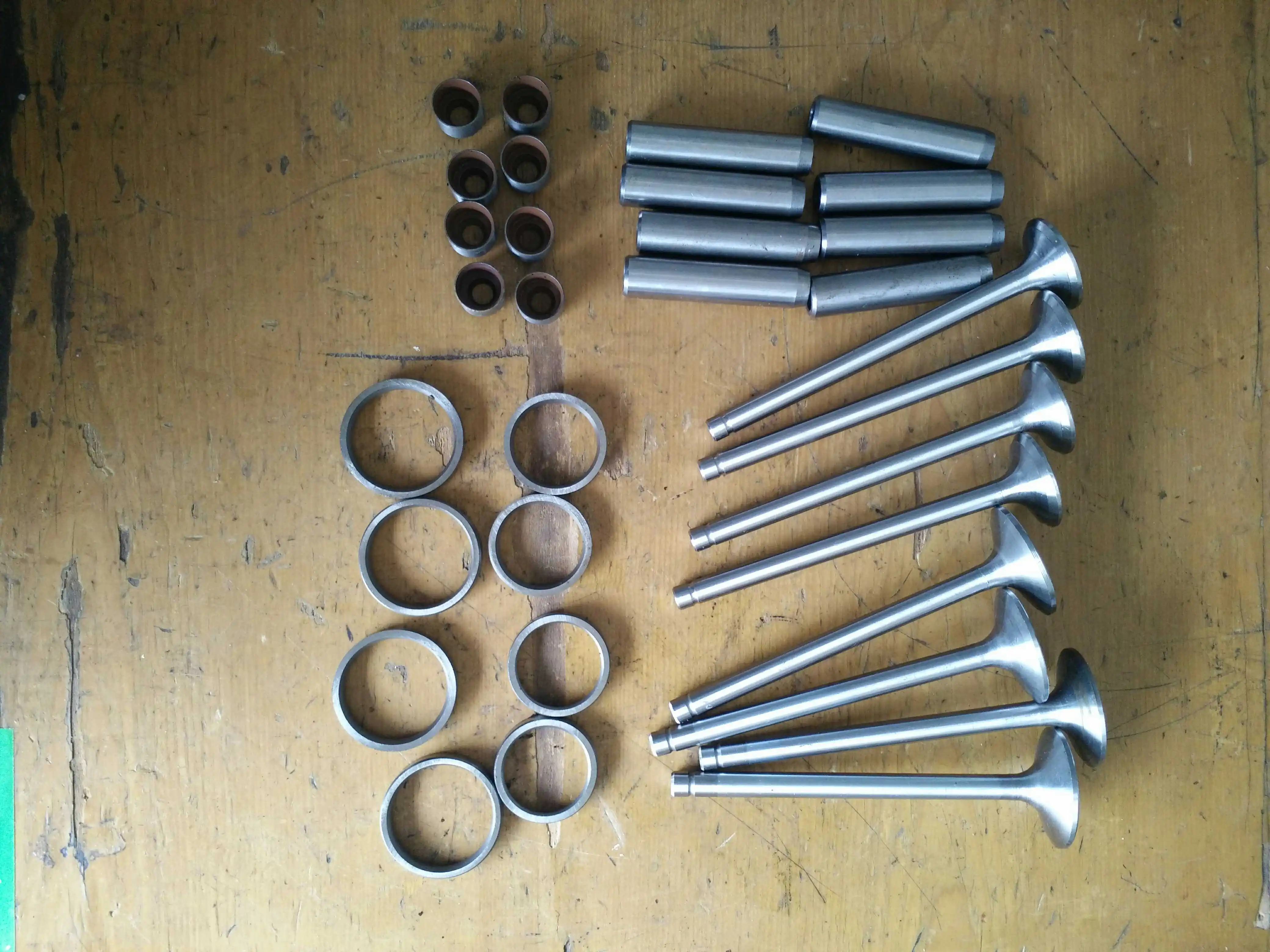 1 set Original inlet and exhaust valve,valve oil seat,valve guide,valve seals for R4105D R4105ZD R4105P/C weifang diesel engine