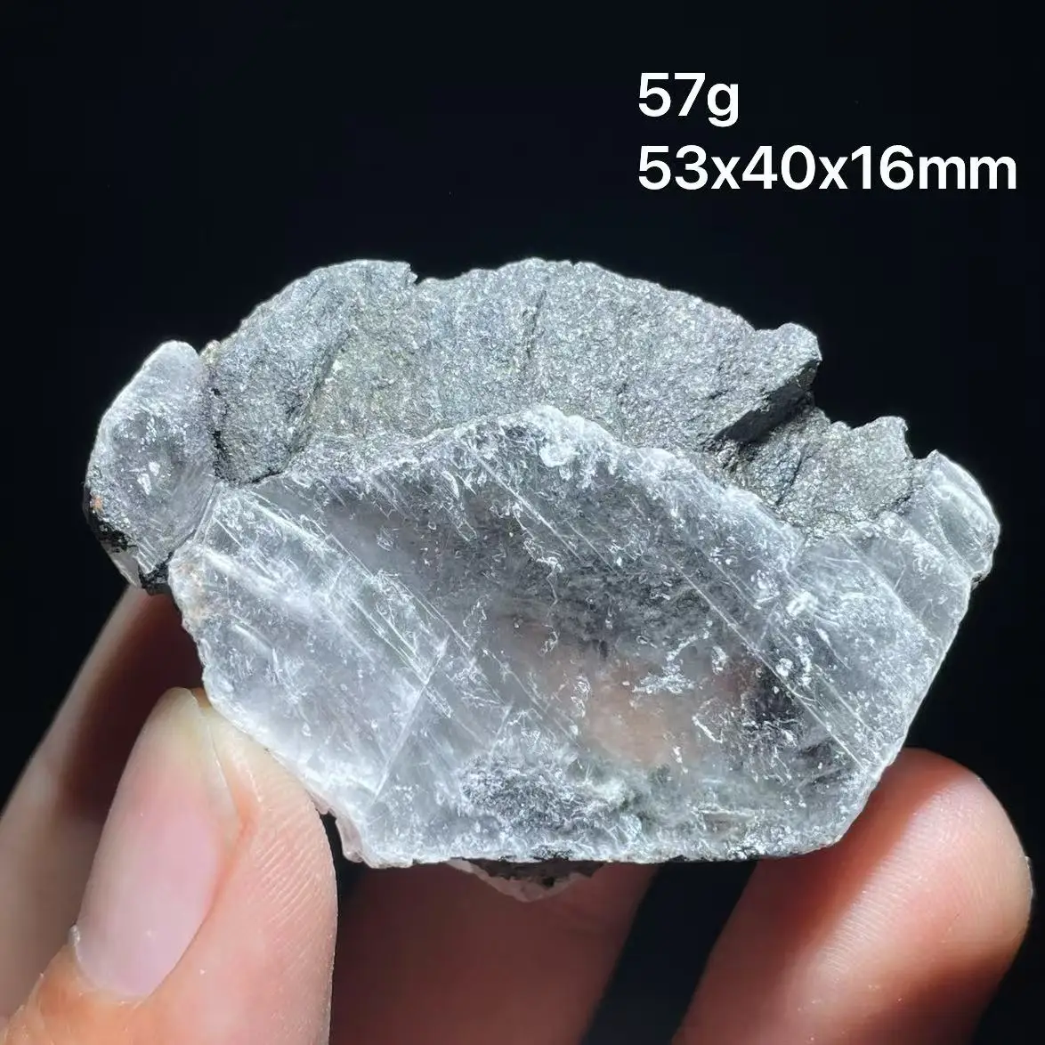 新しい100％天然セレナイト黄色蛍光鉱物標本、原石、ザンビア産の家の
