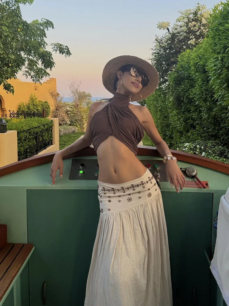 Conjunto de Dos Piezas para Mujer: Top Sexy Cubano con Cuello Alto y Tirantes y Falda Retro de Cintura Baja con Corte en A