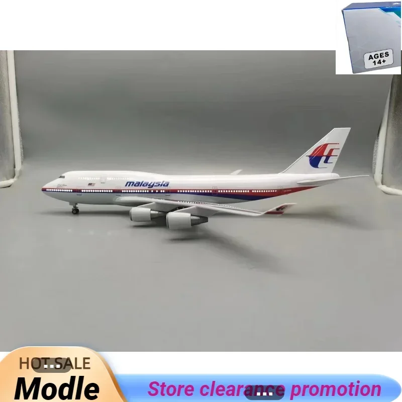 

47CM 1/157 Scale Aircraft 747 B747 Malaysian Airlines Model with Lights and Wheels Die-Cast Resin Aircraft Available Toys Gift