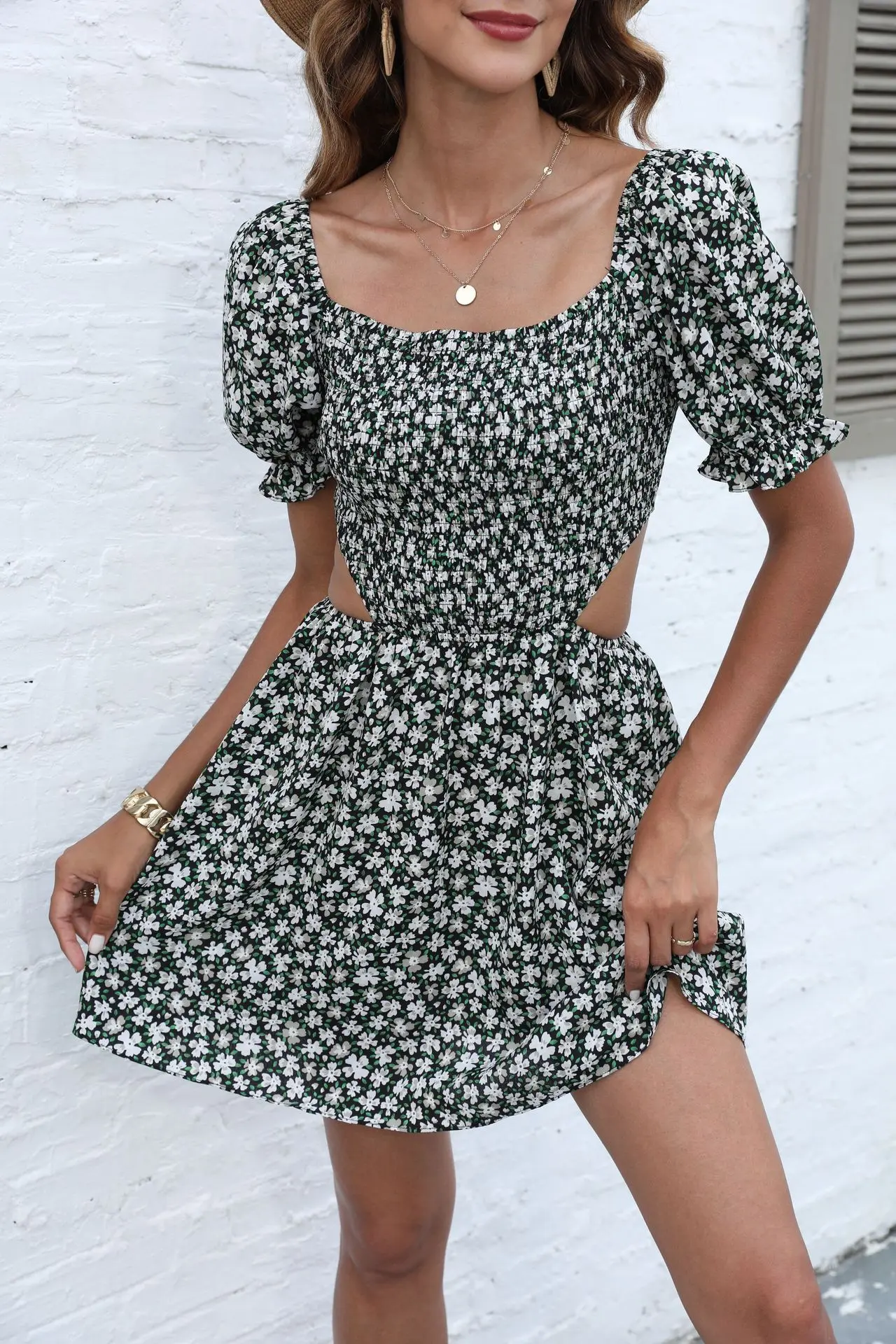 Spring and summer new women's one-line collar floral dress skirt