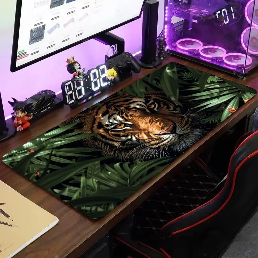 Alas Meja Anime Tiger Mouse Pad Anti-selip Cetak HD Ukuran Besar Keyboard Pad Karpet Karet Alas Meja Gamer Komputer Untuk PC 900x400