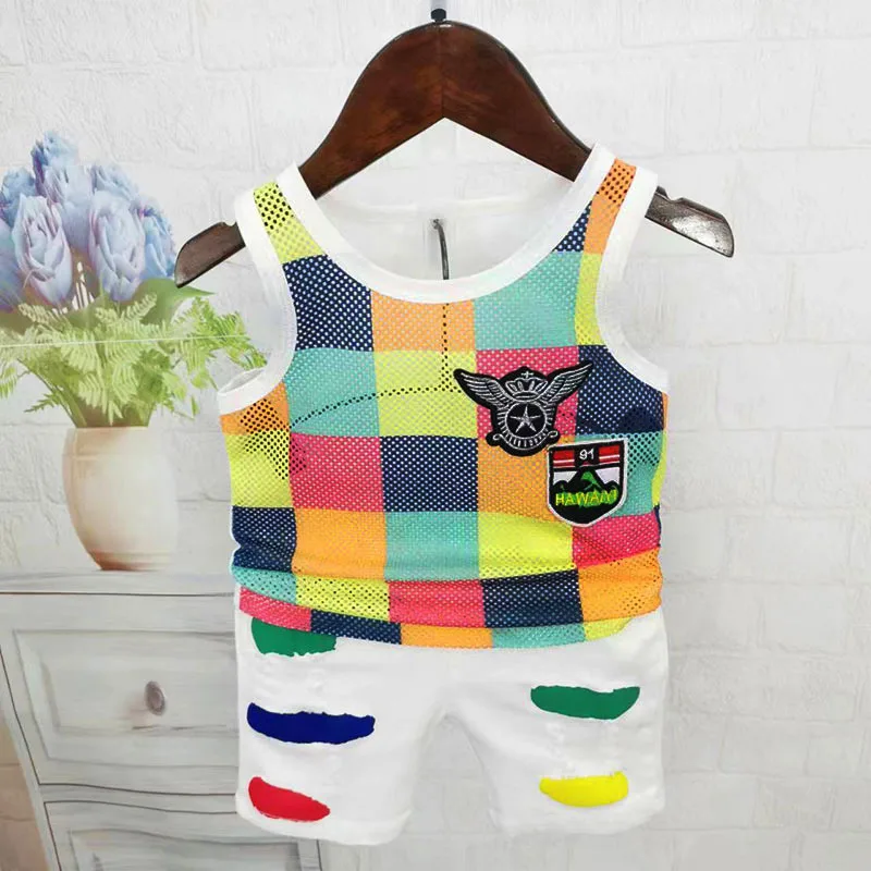 

Детский клетчатый жилет-костюм, стильный летний комплект для мальчика, безрукавка и шорты, разноцветный, двухкомпонентный набор, костюм для малышей, спортивный костюм