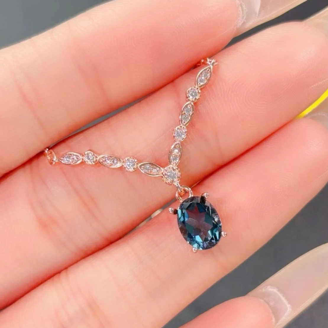 

CoLife Jewelry Natural Topaz Necklace with Certificate 6mm*8mm 1ct Genuine Topaz Pendant 925 Silver Gemstone Jewelry