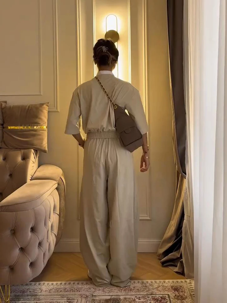 Damen-Hosenanzüge, 2-teilig, V-Ausschnitt, Kurzarm, seitliche Knopfleiste, Schnürung, geraffte Mäntel, plissierte Hosen, schicke Damen-Outfits mit Paneelen – Detail 13