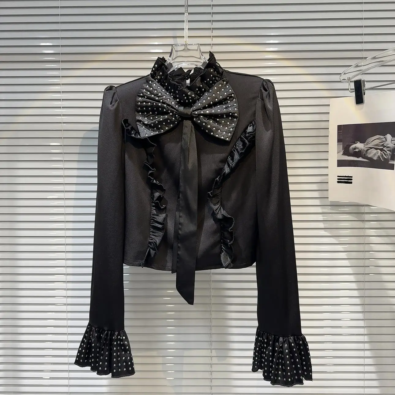 

Spring 2026 New Style Women's Shirt Diamond-Encrusted Collar Wooden Shoulder Pad Straight Cut Long Sleeve Shor...