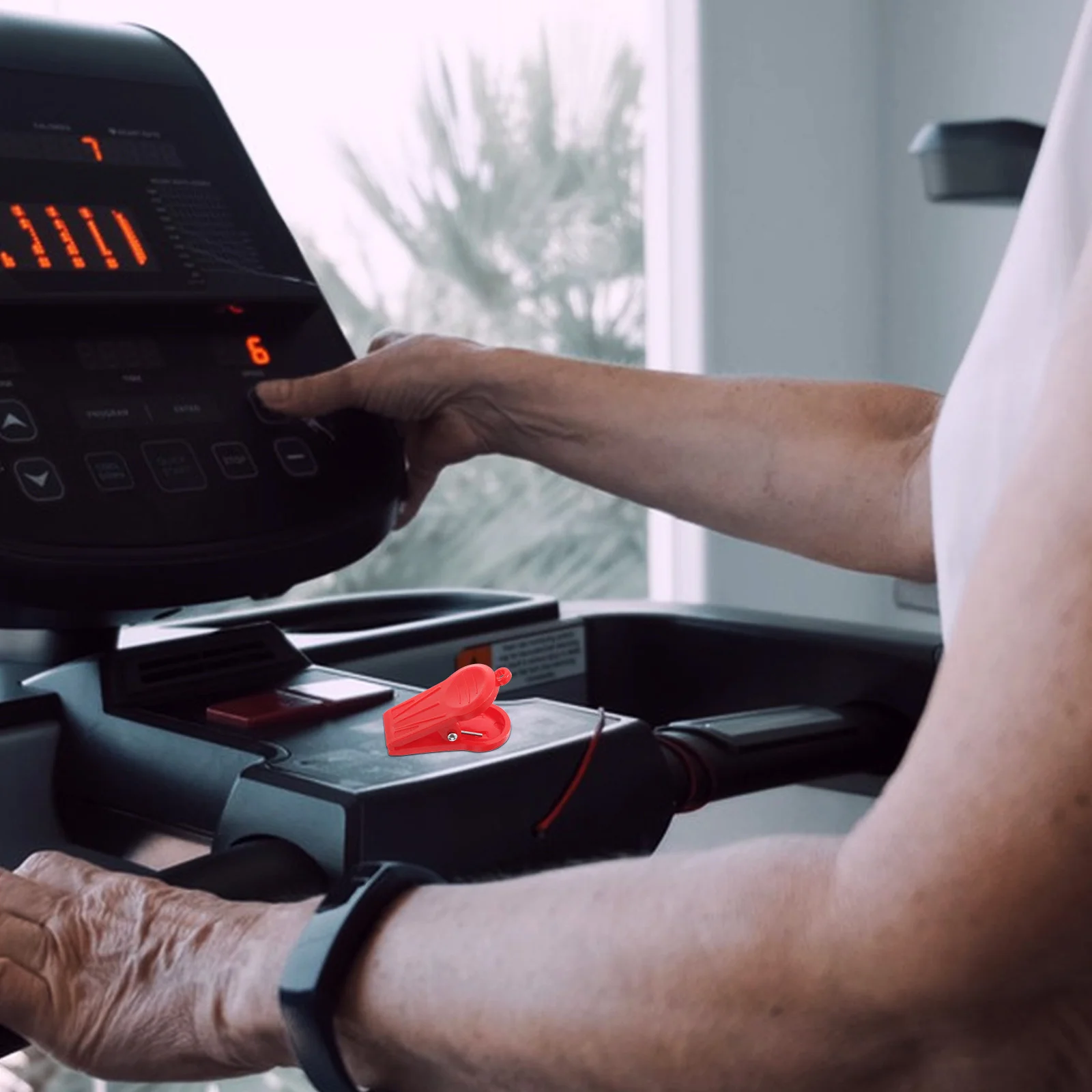 

4Pcs Treadmill Emergency Stop Clip Key Replacement Clamp Gym Home Running Machine Replacement Parts