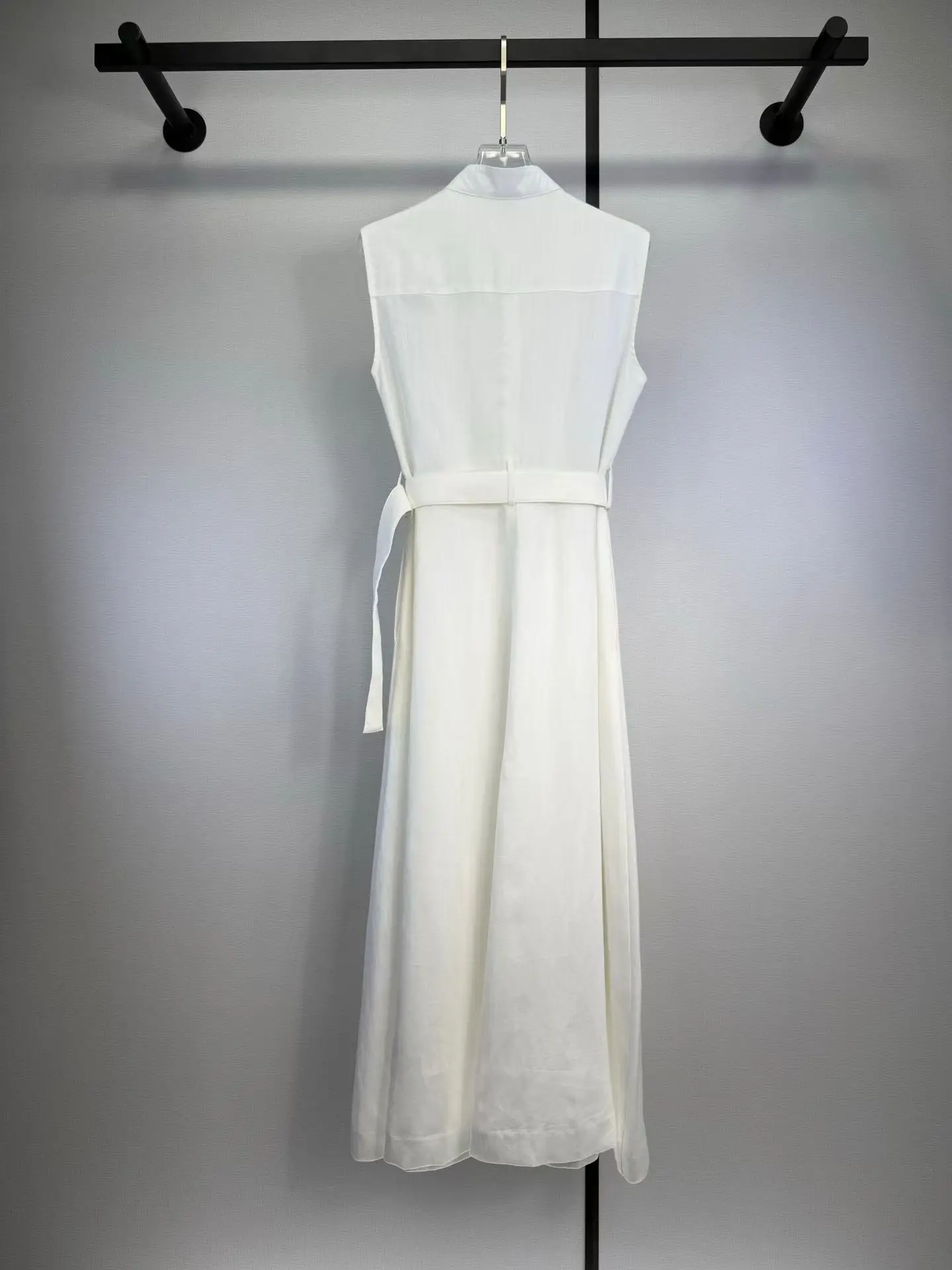 Minimalist Sleeveless Stand Collar Shirt Midi Dress With Matching Self Tie Belt